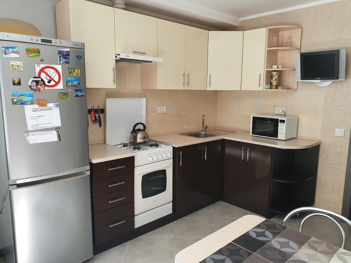 Appartement Квартира  A quiet place à Kamianets-Podilsky Extérieur photo